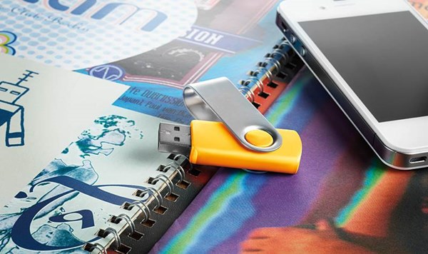 Obrázky: Twister Techmate žluto-stříbrný USB disk 2GB, Obrázek 4