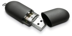 Obrázky: Infocap černý oválný USB flash disk s očkem,  2GB