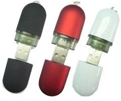Obrázky: Červený USB flash disk ve tvaru kapsle, 2GB